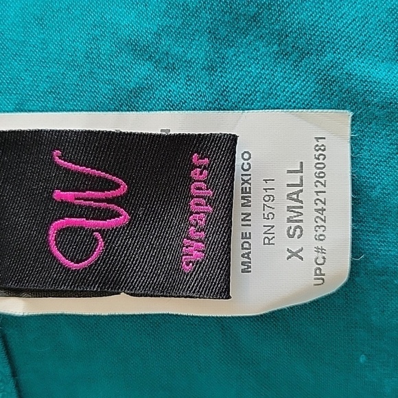 WRAPPER xs blueish green short sleeve shirt with crochet on sleeves - Picture 4 of 5